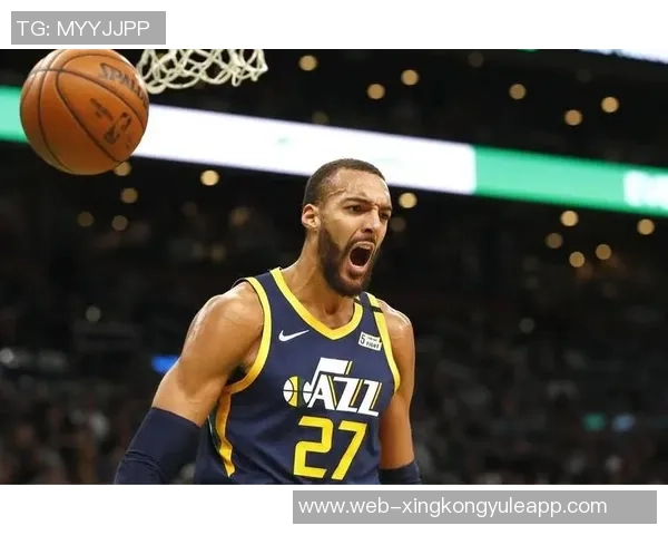 芬奇称赞戈贝尔防守能力认为他仍具备争夺最佳防守球员奖的实力